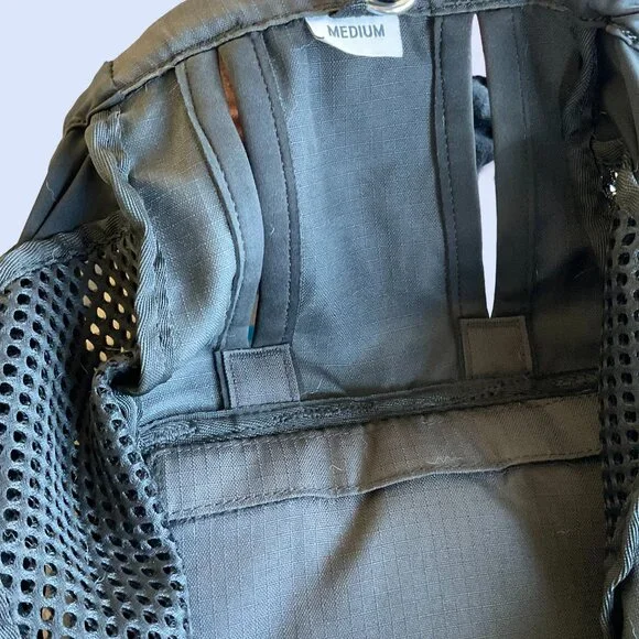 K9 Sport Sack KNAVIGATE Dog Carrier Backpack Size M Black – Excellent